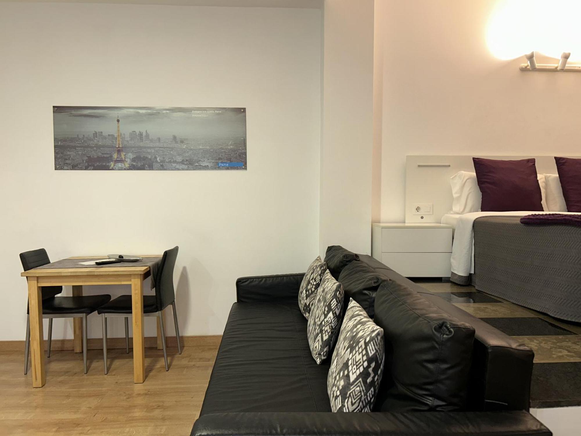 Apartahotel Baldiri Sant Boi de Llobregat Εξωτερικό φωτογραφία